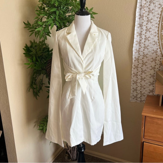 Blazer Cape Dress in White