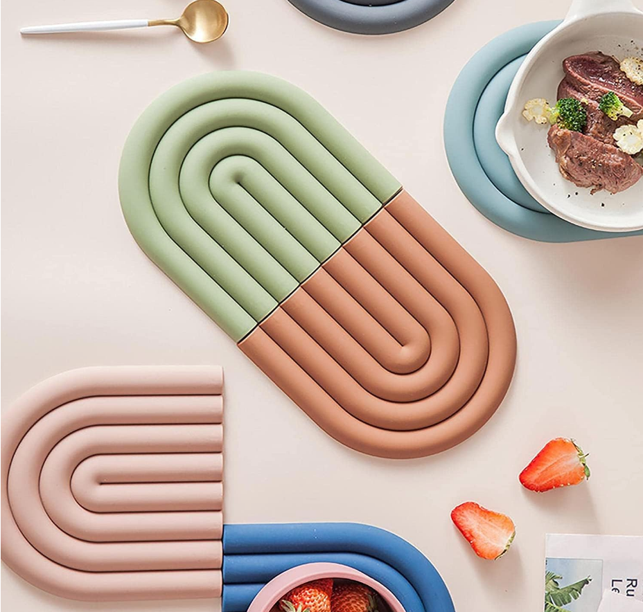 Arched Silicone Trivet Pair in Blush