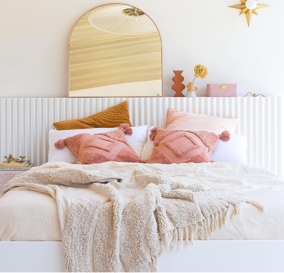 Light Beige Throw Blanket