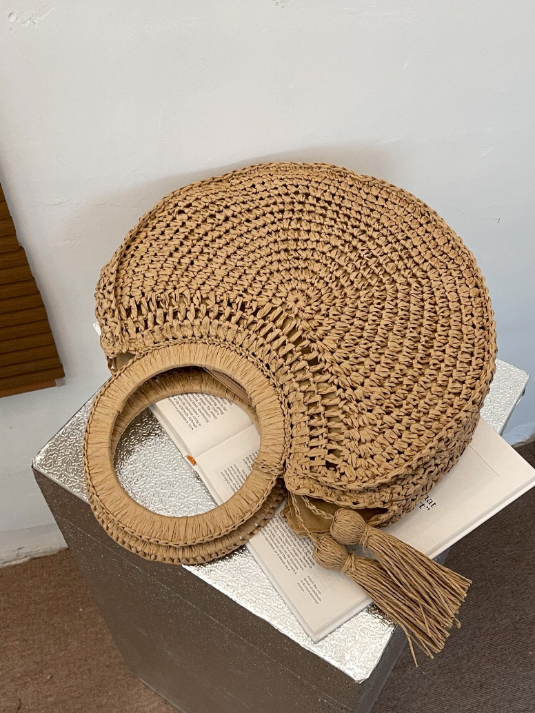 Round Straw Tote with Tassels