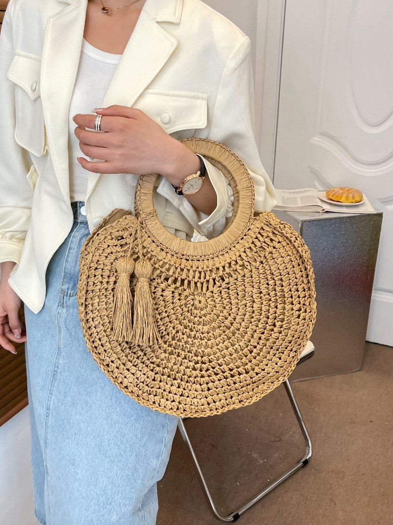 Round Straw Tote with Tassels
